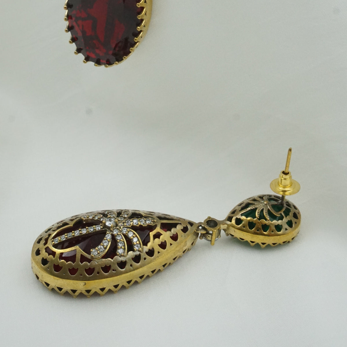 Ruby- Emerald Victorian Teardrops SV-EE-01
